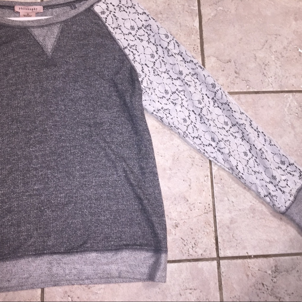 Brand New Philosophy Lacey Top - Picture 3 of 7